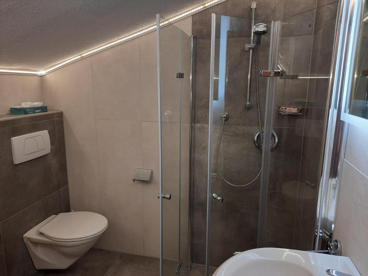 Hotel Garni Viktoria Санкт-Антон-ам-Арльберг Экстерьер фото